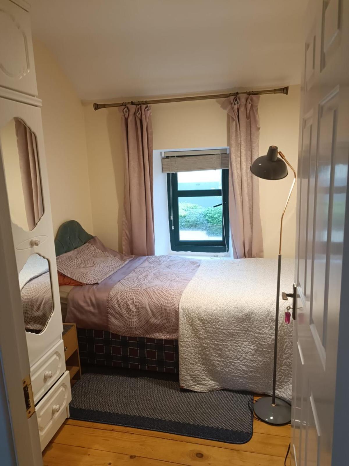 Bernie'S Place Castlebar Bilik gambar